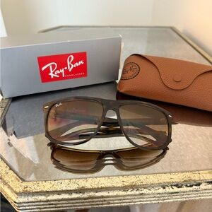 Ray-Ban Brown Sunglasses
